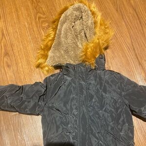 Black with brown fur hood, toddler coat. Size2-3T. *BRAND NEW*